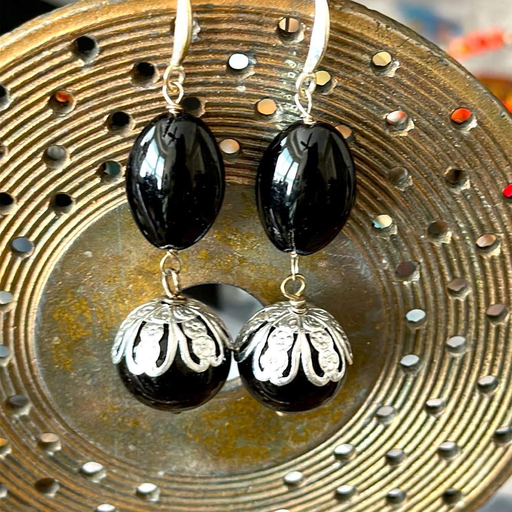Black Onyx Oval And Round Beads 2 14”Sterling Silver Wires